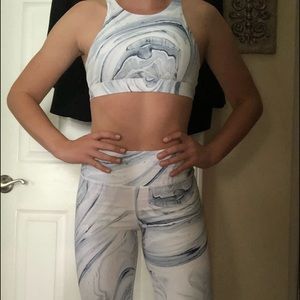 marble workout leggings!